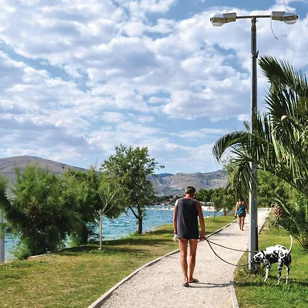 Two-bedroom In Okrug Gornji Trogir