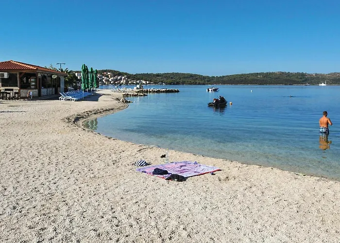 Two-bedroom In Okrug Gornji * Trogir
